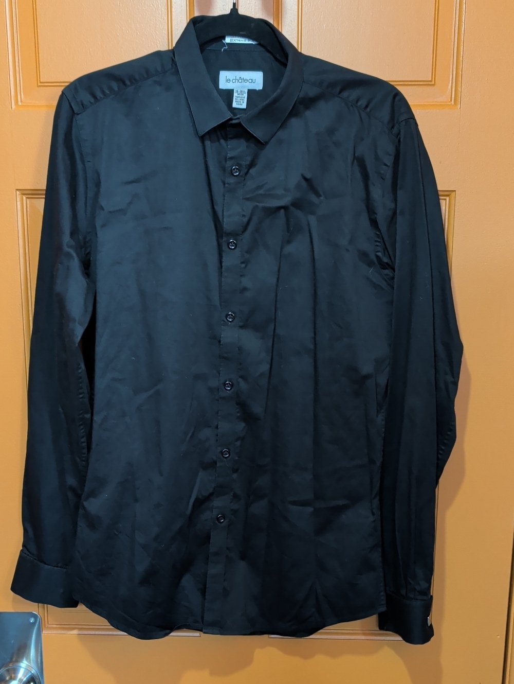 le chateau Black Men’s Dress Shirt - Long Sleeve Button-Up